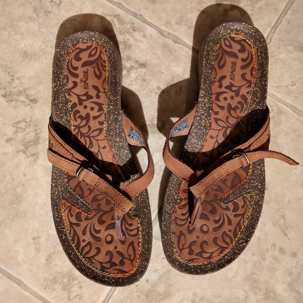 Teva size 8